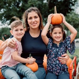 Meet your Posher, Christina